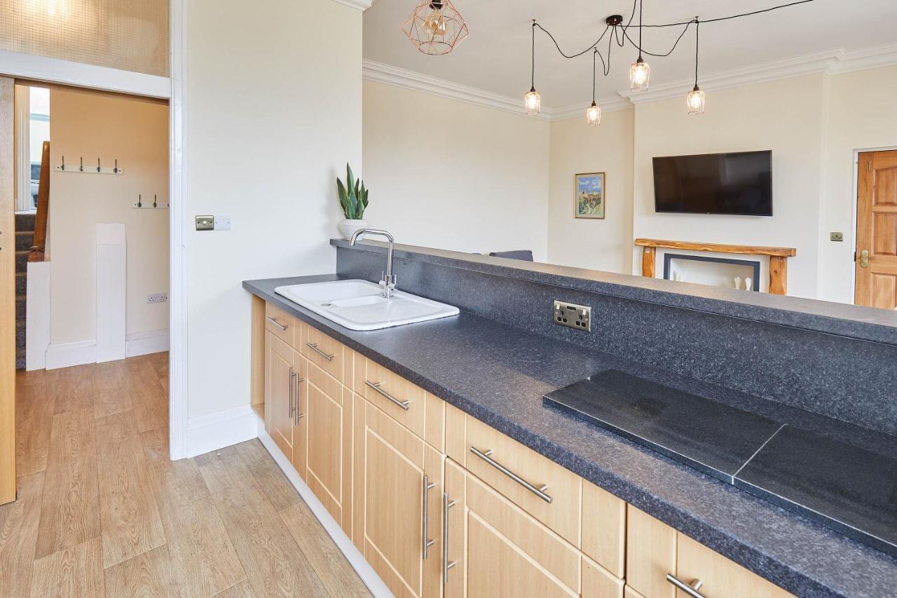 Ground Floor At The Old Vicarage Apartment Scarborough Luaran gambar