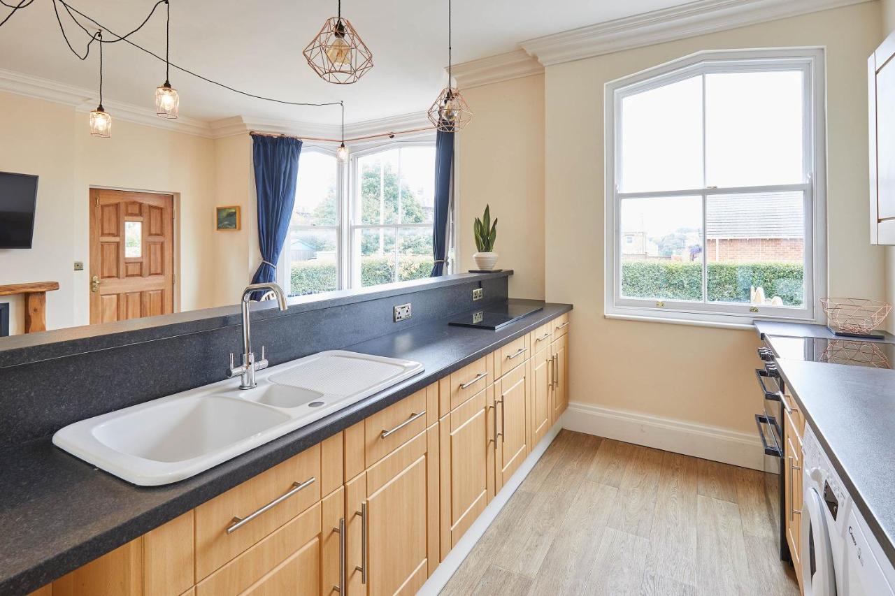 Ground Floor At The Old Vicarage Apartment Scarborough Luaran gambar