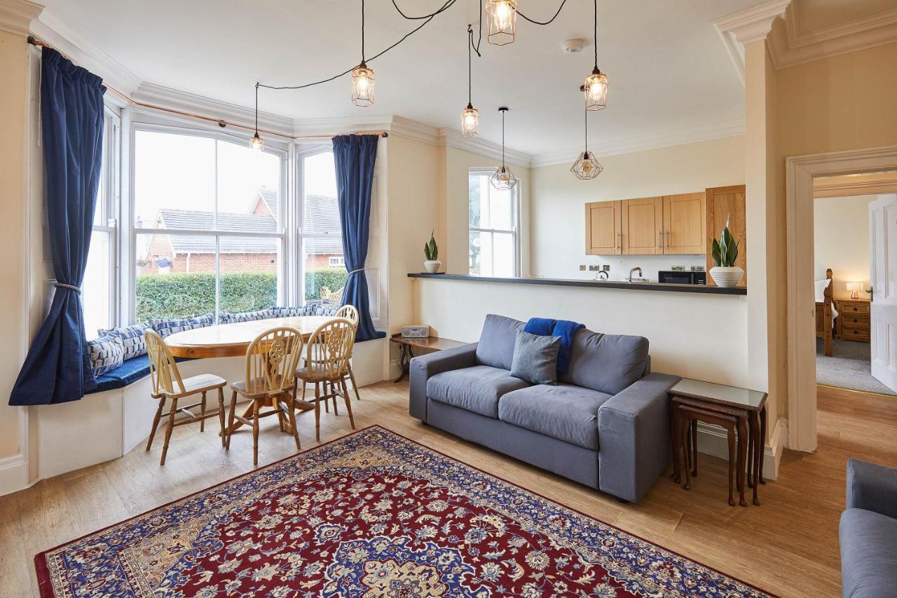 Ground Floor At The Old Vicarage Apartment Scarborough Luaran gambar